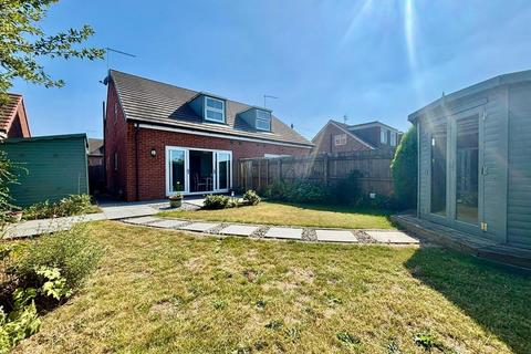 3 bedroom semi-detached house for sale, Rowton Drive, Skirlaugh, Hull