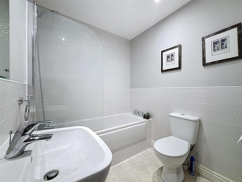 Ground Floor Bathroom