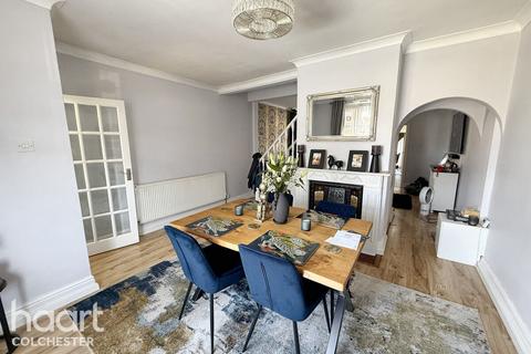 3 bedroom semi-detached house for sale, Bourne Road, Colchester