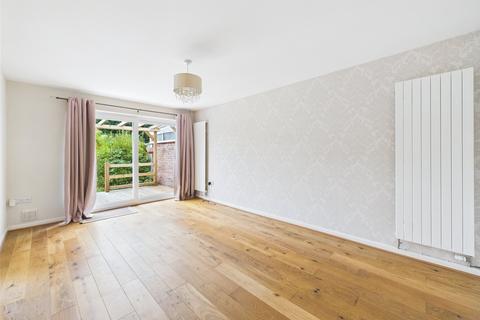 13 Anbrook Crescent, Hucclecote, Gloucester, GL3 3HL