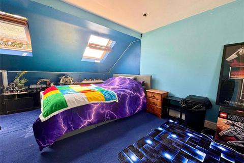 3 bedroom semi-detached house for sale, Gladstone Road, Farnborough Village, Kent, BR6