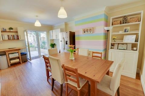 5 Vesper Walk, Leeds, LS5 3NQ