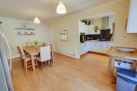 5 Vesper Walk, Leeds, LS5 3NQ