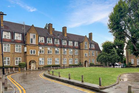 24 Topham Square, London, N17 7HL