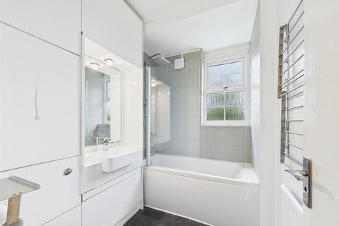 24 Topham Square, London, N17 7HL