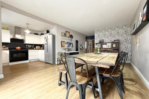 3 bedroom detached house for sale, Foxcroft Close, Rowley Fields LE3