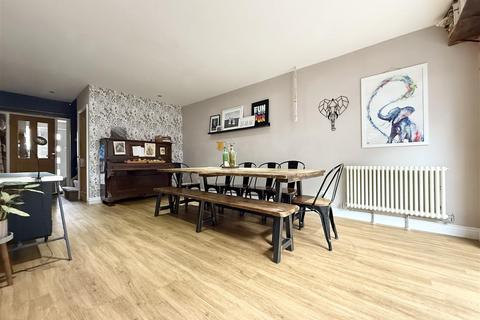 3 bedroom detached house for sale, Foxcroft Close, Rowley Fields LE3