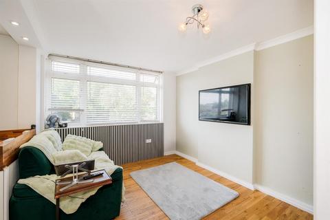 undefined, Gardner Close, Wanstead