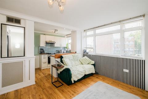 undefined, Gardner Close, Wanstead