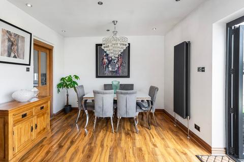2 bedroom semi-detached bungalow for sale, The Quadrant, Bexleyheath, DA7