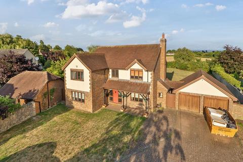 4 bedroom detached house for sale, Stone,  Buckinghamshire,  HP17