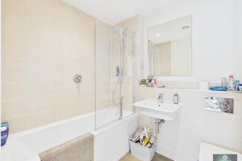 25 Bricklayer Lane, Faygate, Horsham, RH12 0AA