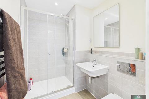25 Bricklayer Lane, Faygate, Horsham, RH12 0AA