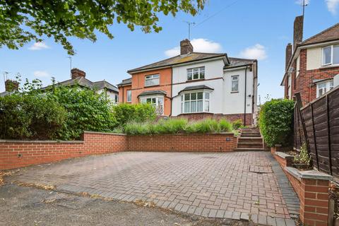 Bedford Road, Rushden NN10