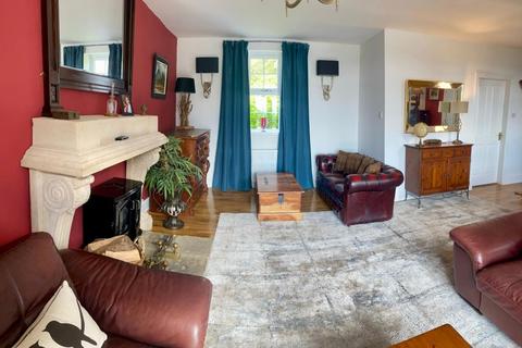 undefined, East Cottage Castle Toward Estate, Toward, PA23 7UG