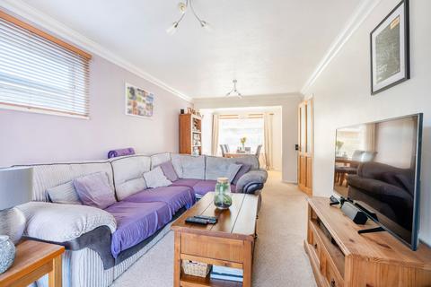 undefined, Chiltern Crescent, Oulton