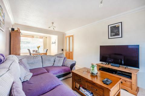 undefined, Chiltern Crescent, Oulton