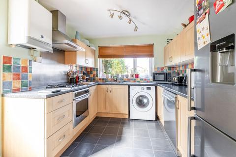 undefined, Chiltern Crescent, Oulton