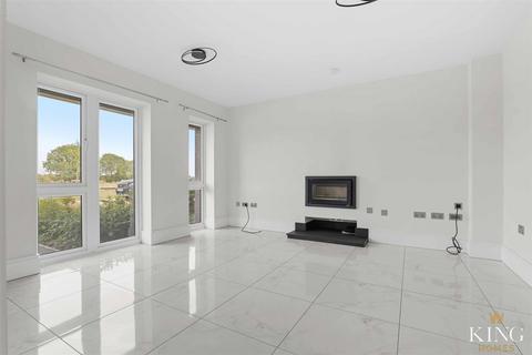 4 bedroom detached house for sale, Owl Rise, Stratford Upon Avon