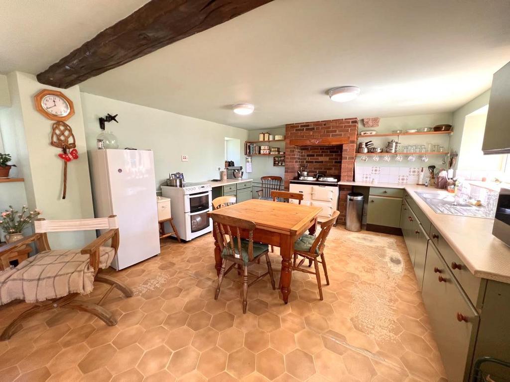 Kitchen/Dining Room