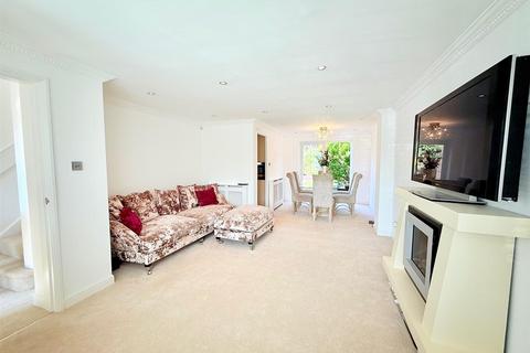 undefined, Merlin Close, Waltham Abbey