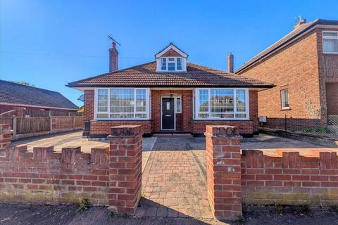 3 bedroom bungalow for sale, Brightlingsea CO7