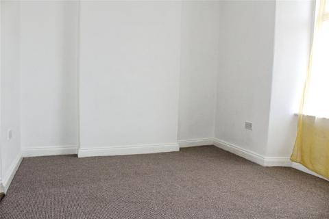 3 bedroom terraced house to rent, Fore Street, Camborne TR14