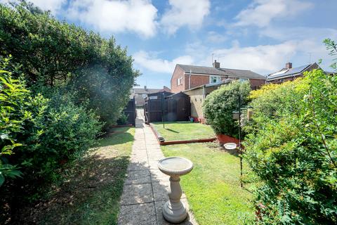 2 bedroom maisonette for sale, Willow Crescent, Oakham