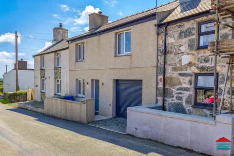 3 bedroom terraced house for sale, Pentreuchaf, Pwllheli, LL53