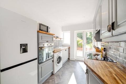 4 Hawarden Road, Caterham, CR3 5QT