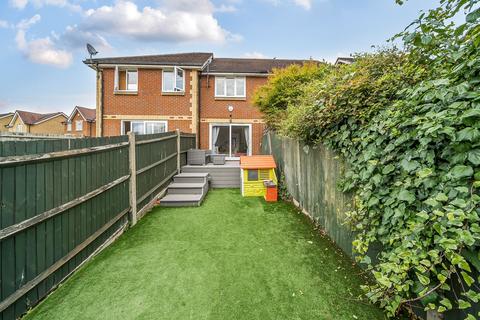 4 Gwynne Road, Caterham, CR3 5FH