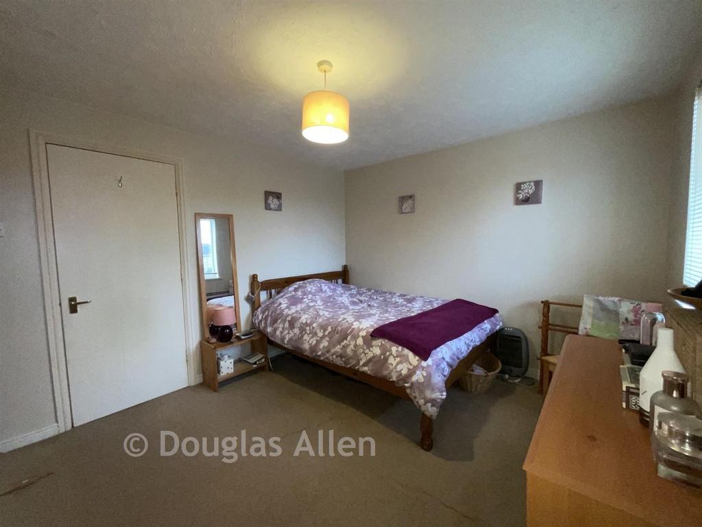 Bedroom 1 B
