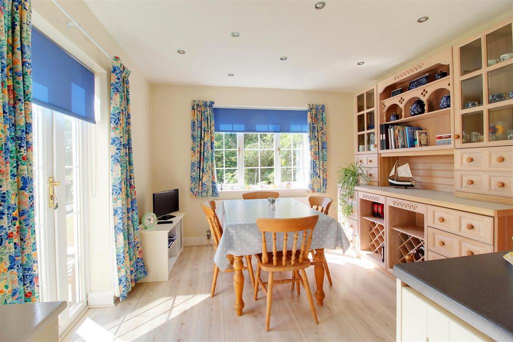 IMG 7717-IMG 7719.jpg