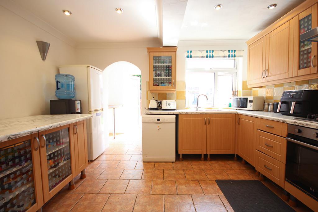 Kitchen Wo Island 1