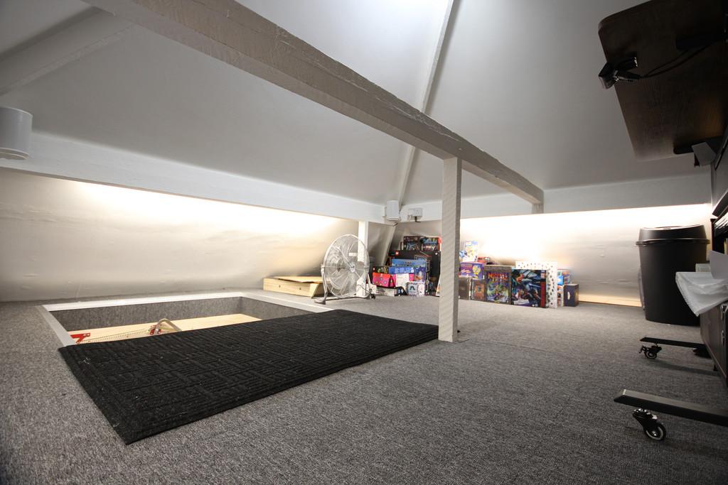 Loft 2
