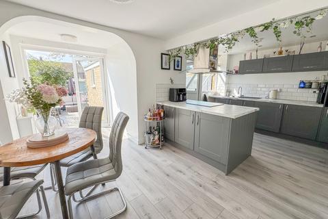 34 Althorne Way, Canewdon, Rochford, SS4 3PS