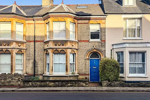 1 bedroom in a house share to rent, Mill Road, Cambridge CB1