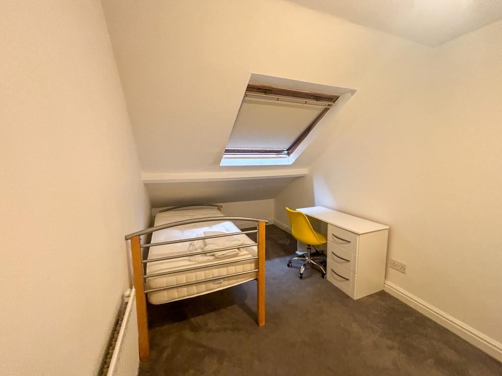 Room 8