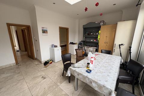 House share to rent, Arcadian Gardens, London N22
