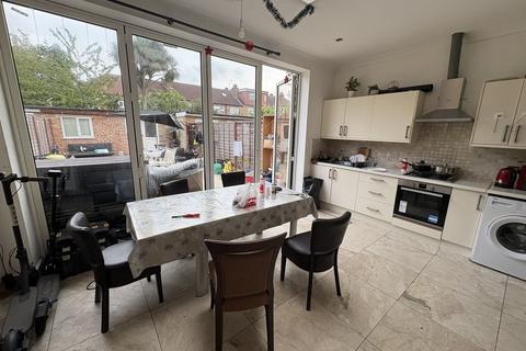 House share to rent, Arcadian Gardens, London N22