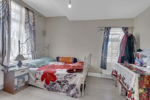 undefined, Saxon Road, Southall