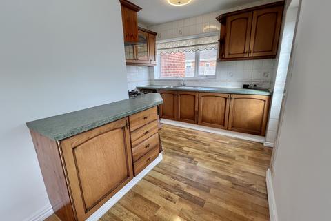 2 bedroom bungalow for sale, West Drive, Thornton FY5