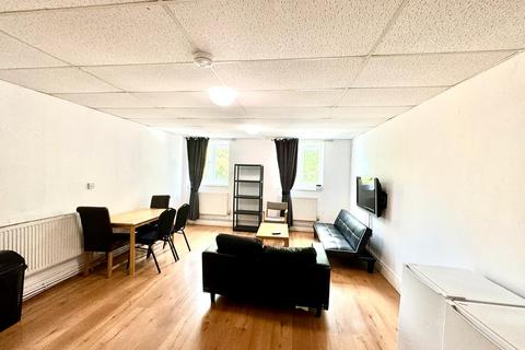2 bedroom flat to rent, Kember Street, Islington, London  N1