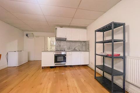 2 bedroom flat to rent, Kember Street, Islington, London  N1
