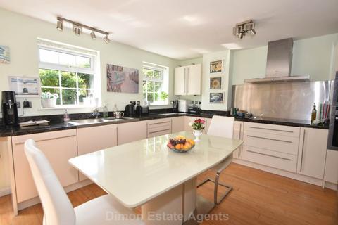 5 bedroom detached house for sale, Britannia Way, Priddy`s Hard
