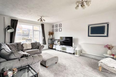 4 bedroom detached house for sale, 82 Priory Oak, Brackla, Bridgend, CF31 2HZ