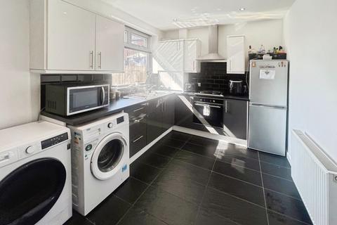 2 bedroom terraced house for sale, Captains Clough Road, Smithills