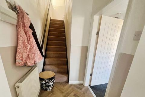 2 bedroom terraced house for sale, Captains Clough Road, Smithills