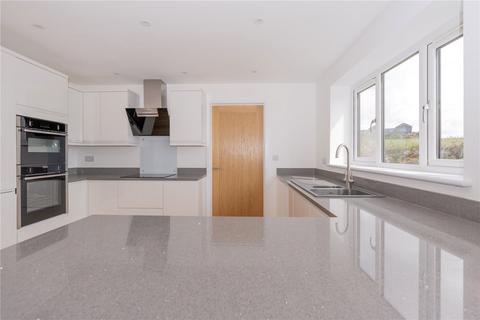 undefined, Eleni Close, Sennen TR19