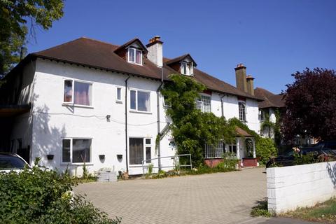 undefined, Station Road, Uxbridge, UB8